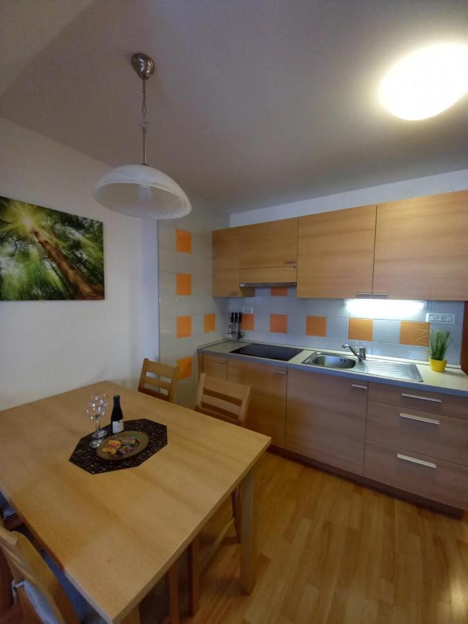 Apartma Happy Kranjska Gora Bagian luar foto